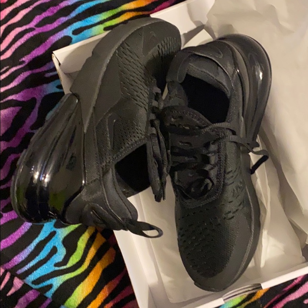 Air Max 270 8.5
